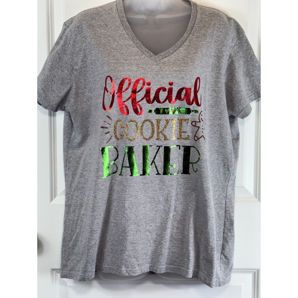 Gildan Heavy Cotton Womens 2XL Grey V Neck‎ Official Cookie Baker Graphic Tee